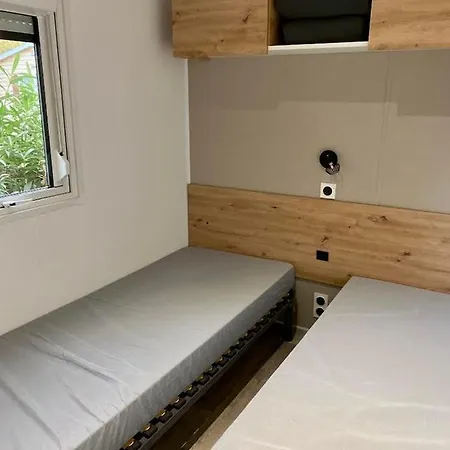 Mobil-home 3ch 34 M2 à Saint-cyprien *